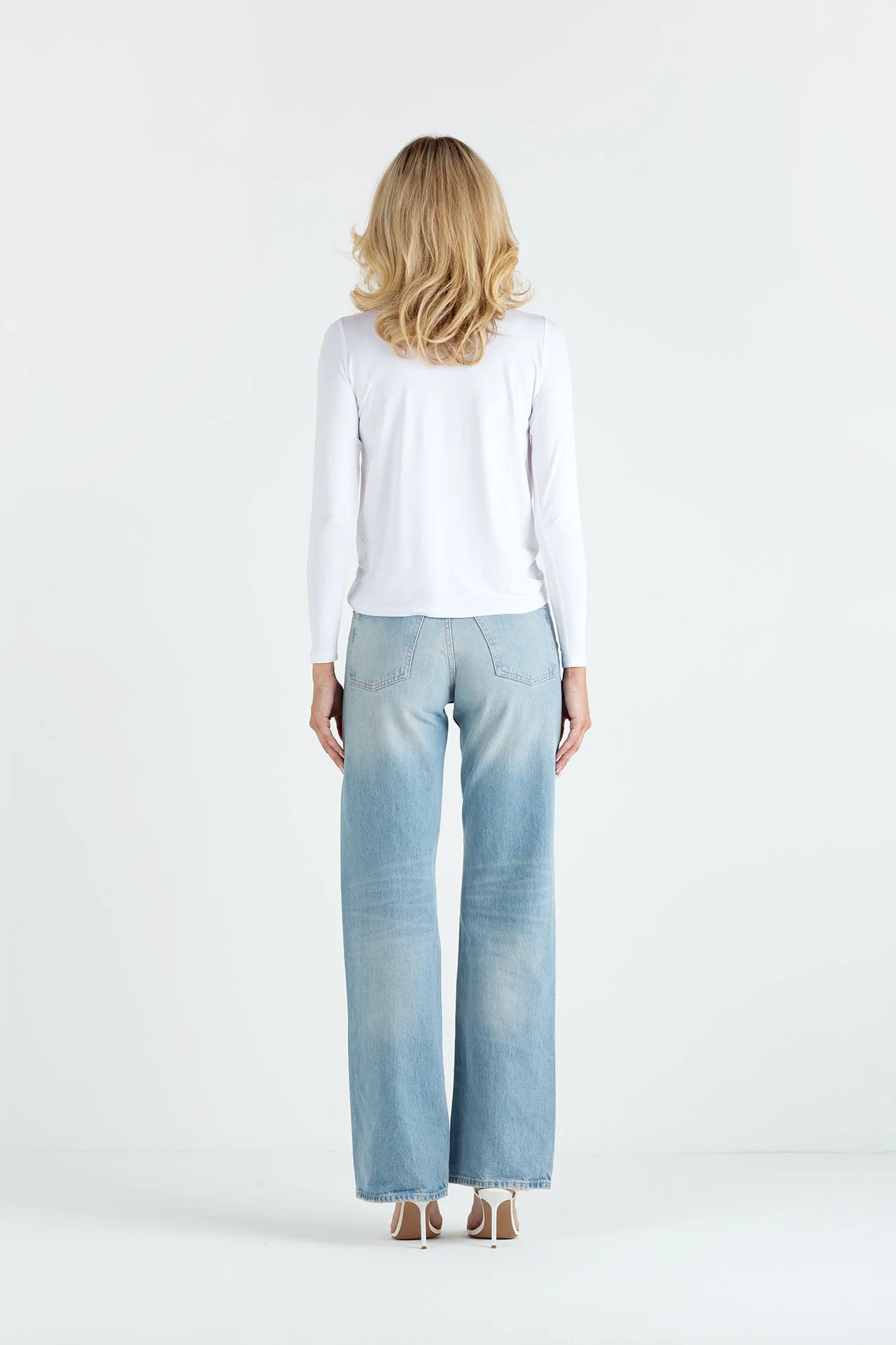 "The Stefanie Longsleeve"- Cut Out Detail T-shirt (White) - Image 4