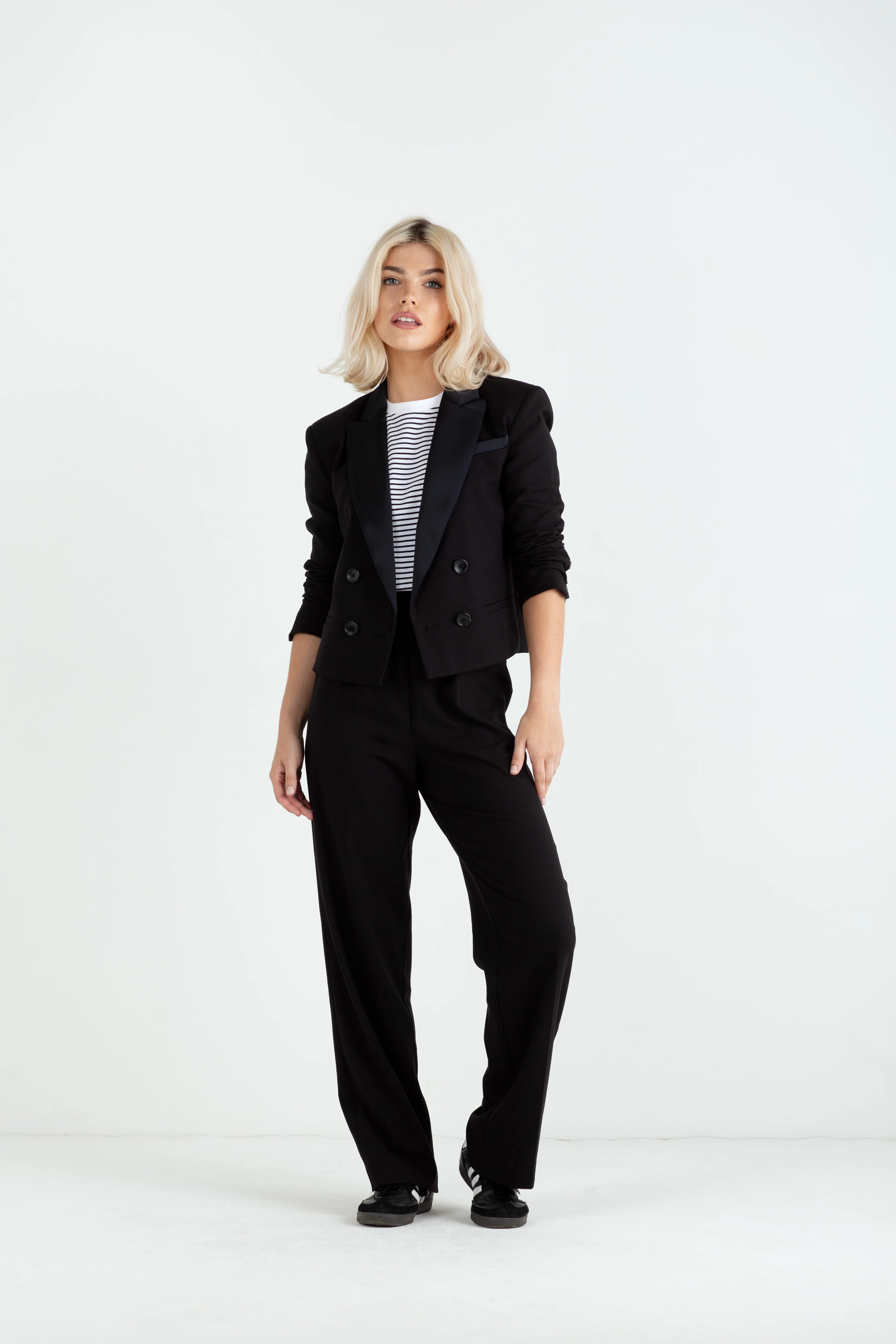 "The Tori" - Crop Blazer (Black) - Image 7